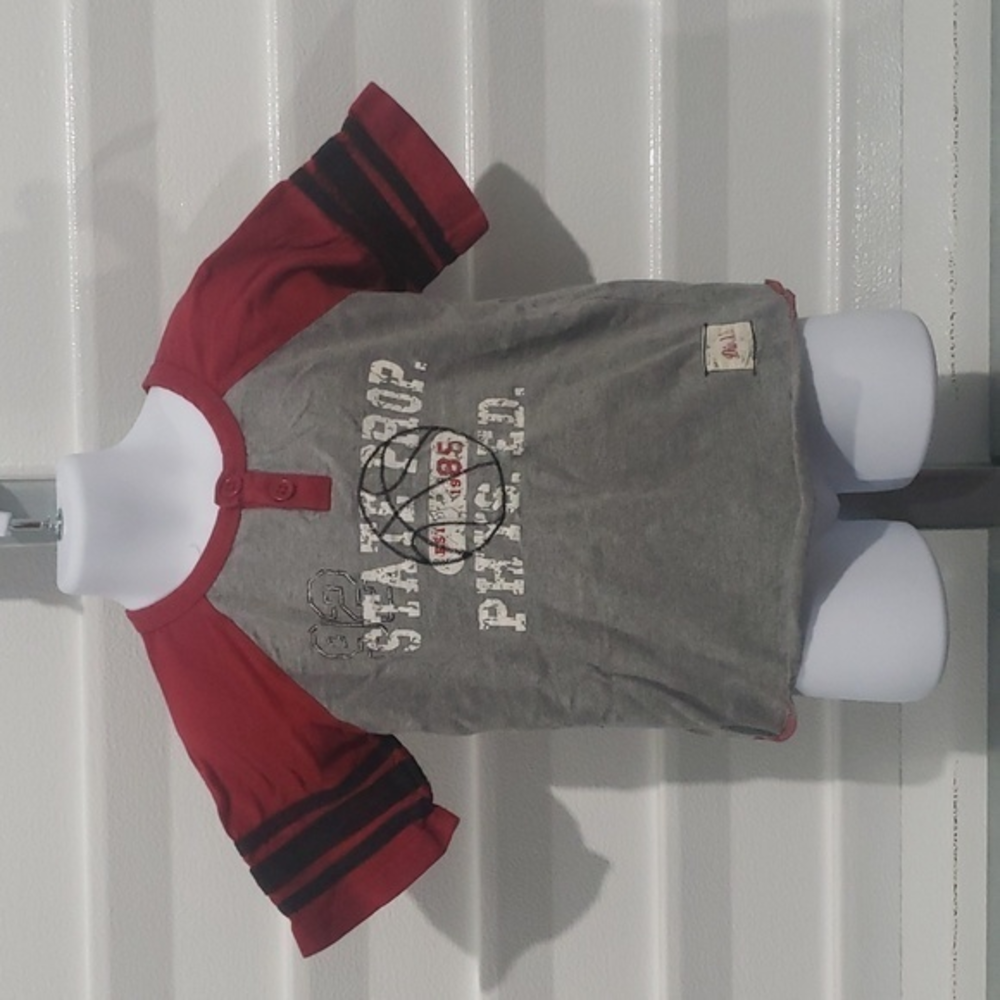 Boys tshirt size 5T Athletic works brand
